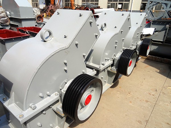 一小时10吨煤矸石制砂机，主机加配套设备预估投资多少？