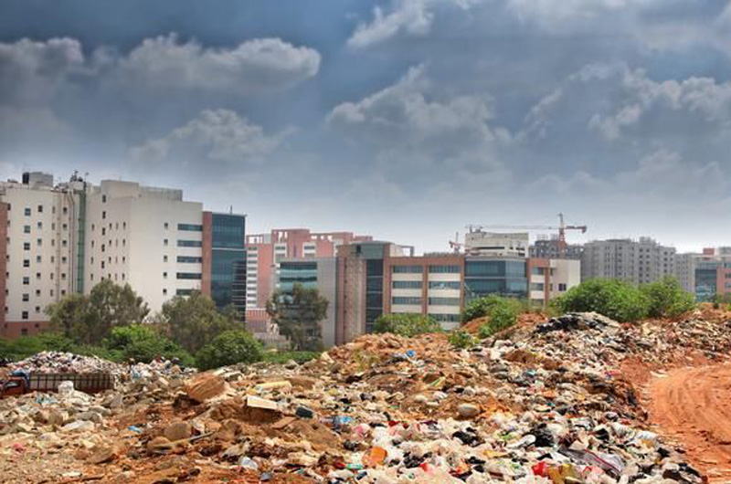 建筑垃圾围城成发展瓶颈，建筑垃圾处理加工设备有哪些？